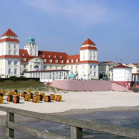 Prázdninový dům Modernes Haus Fuer Urlaub Mit Freunden *