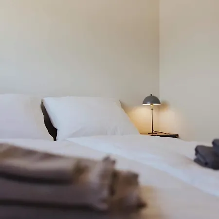 Modernes Haus Fuer Urlaub Mit Freunden *